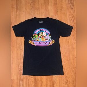 Five Nights at Freddy's Neon Sign Group T-Shirt XS